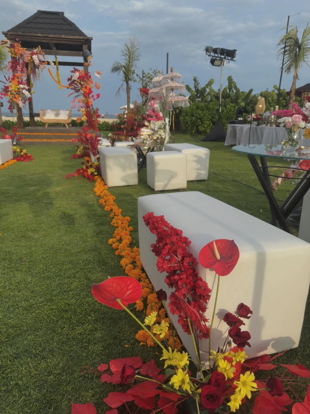 Raya Florist & Wedding Decoration